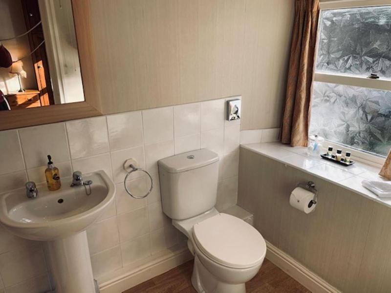 Cocketts Hotel image