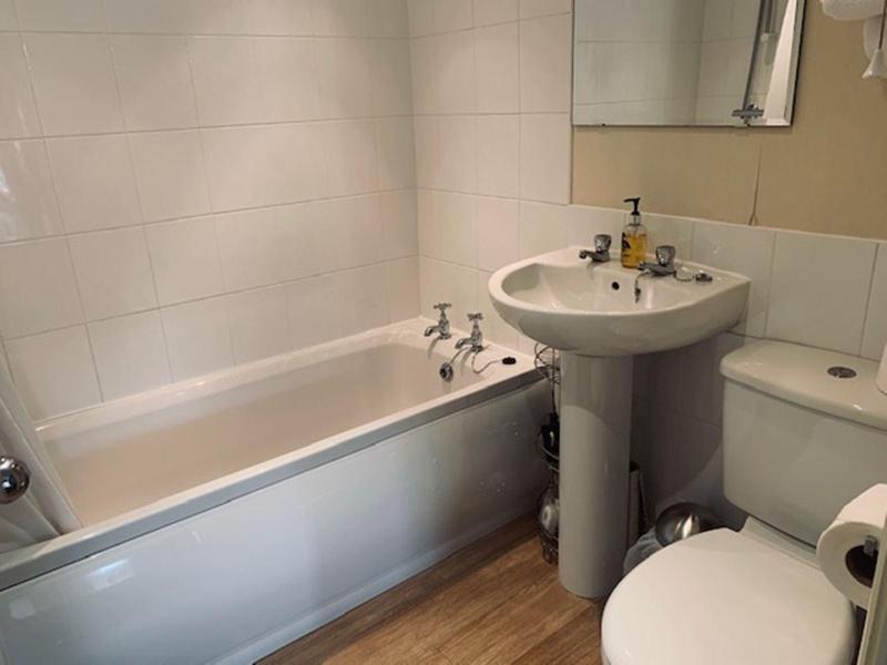 Cocketts Hotel image