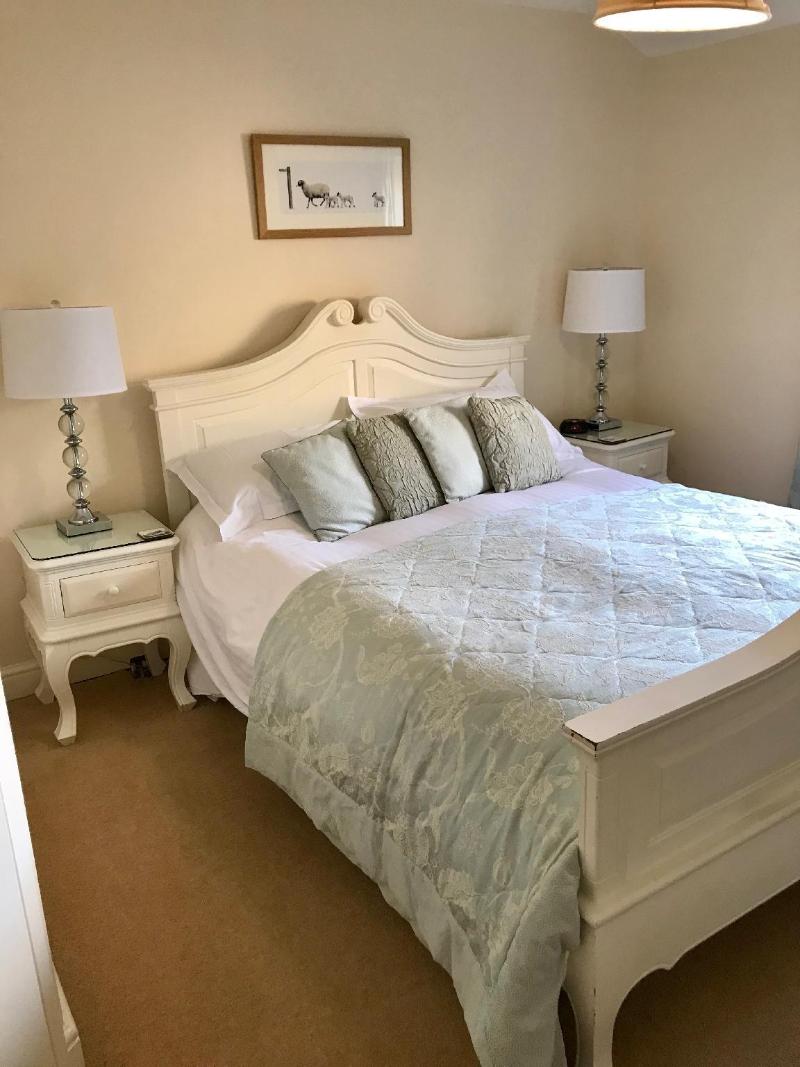 Cocketts Hotel image