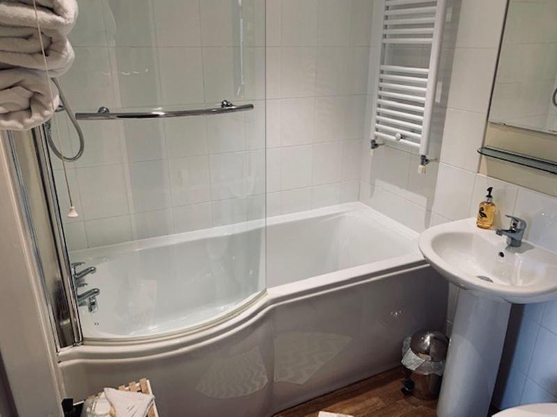 Cocketts Hotel image