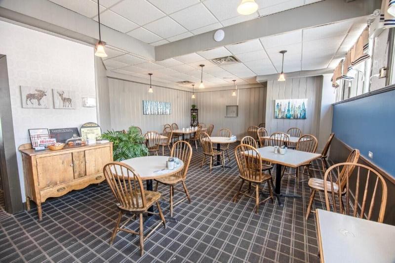 Caswell Resort Hotel