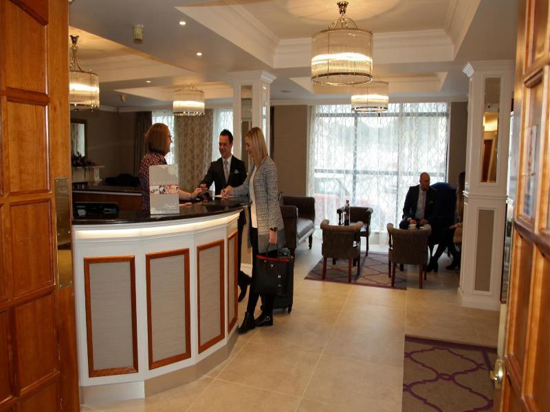 Royal Hotel image