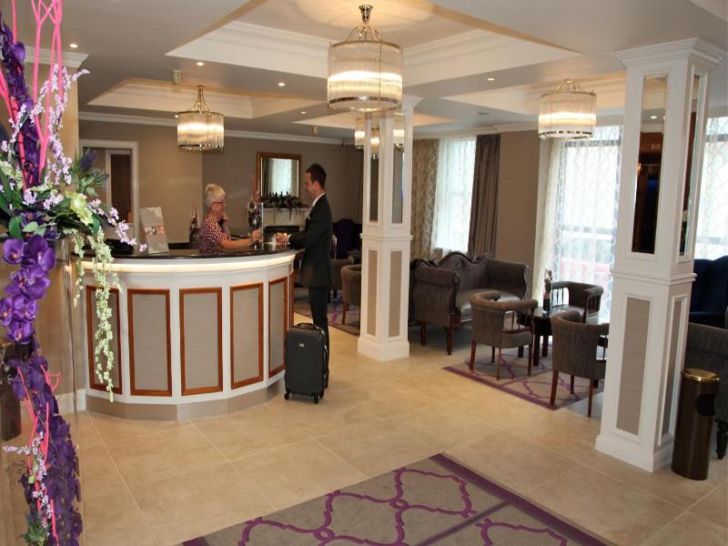 Royal Hotel image