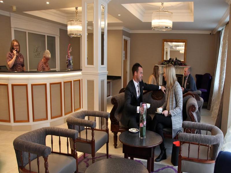 Royal Hotel image