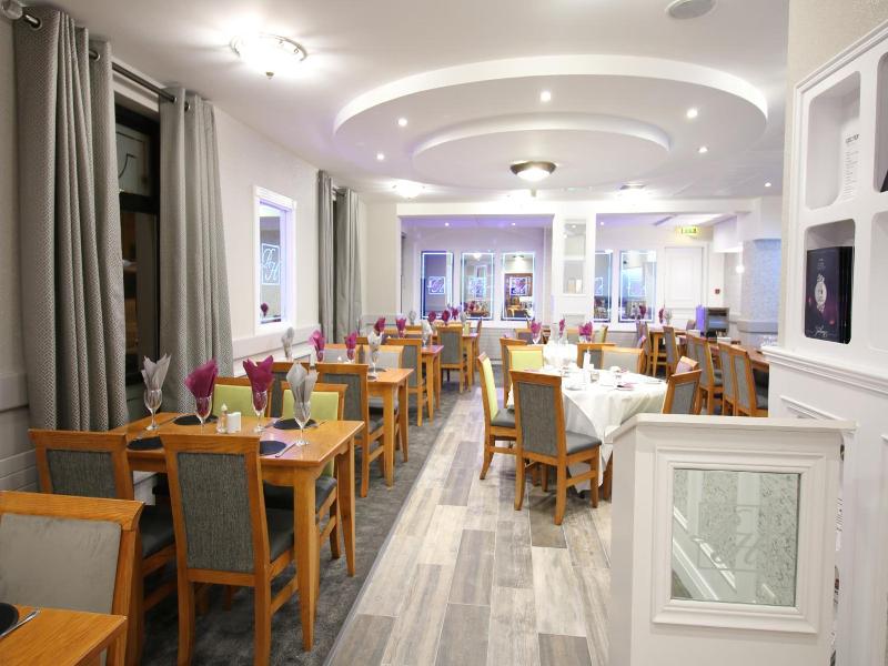 Royal Hotel image