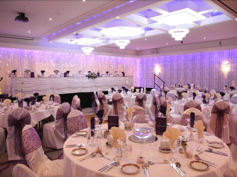 Royal Hotel image