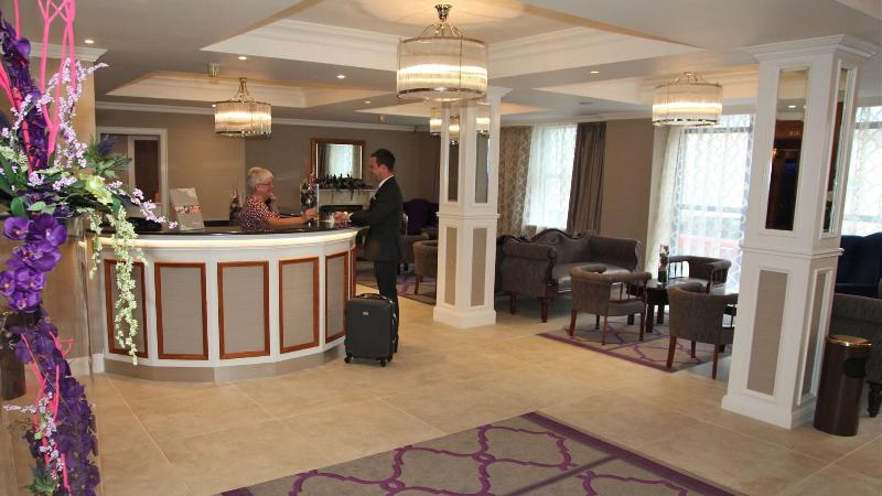Royal Hotel image