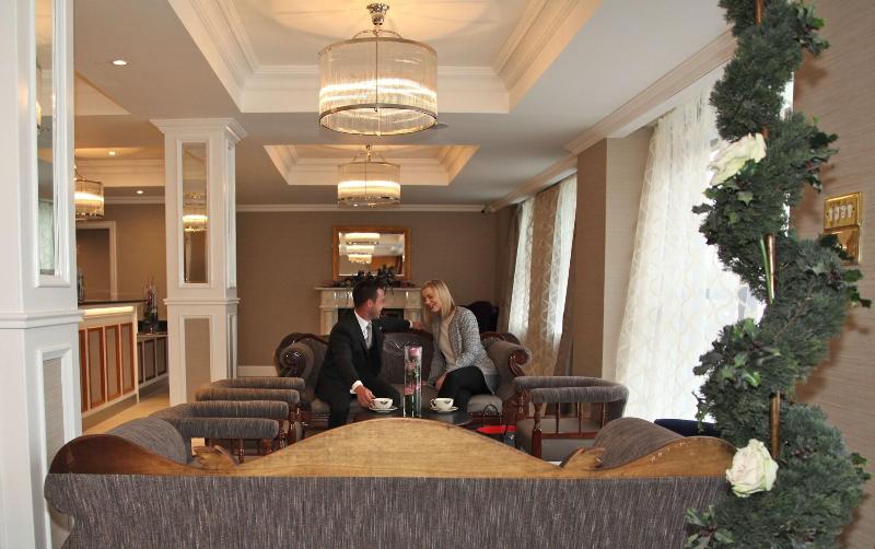Royal Hotel image