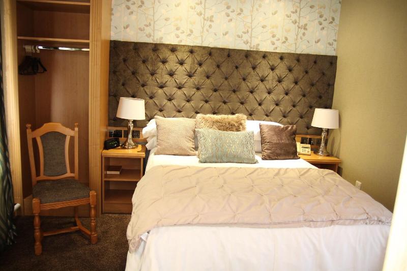 Royal Hotel image
