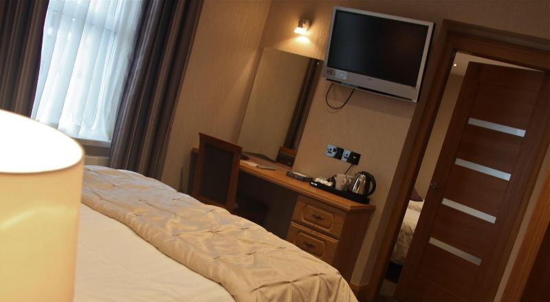 Royal Hotel image