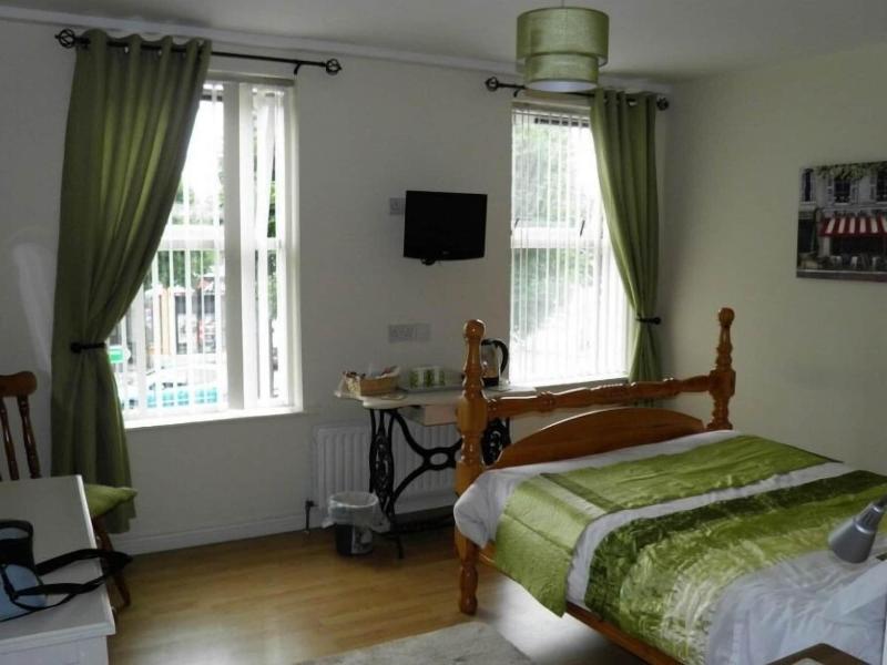 Belfast House image