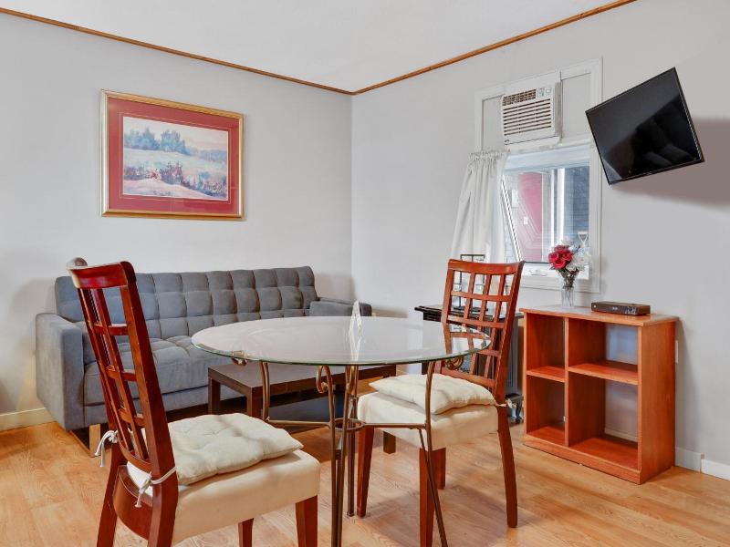 Hotel Bethel - Fort MacLeod, AB