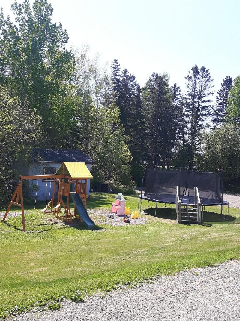 Fair Isle Motel — general view
