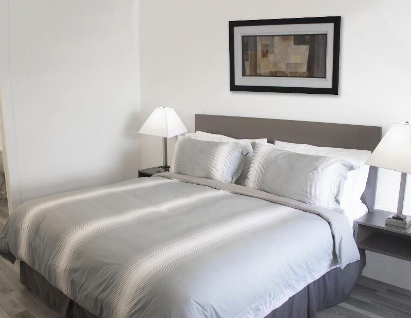 Bowmanville Marina Inn & Suites image