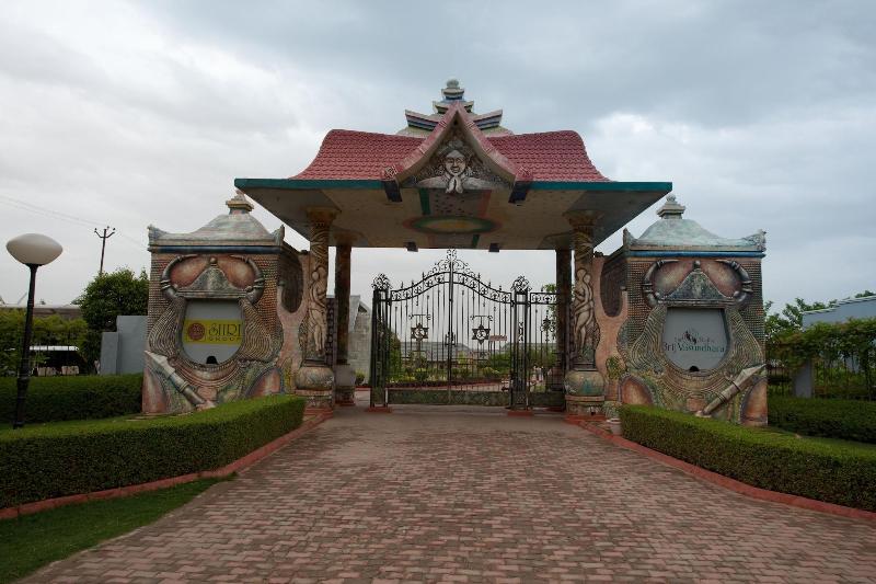 Shri Radha Brij Vasundhara Resort & Spa image