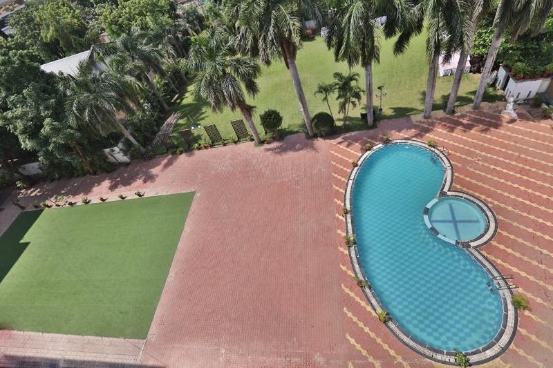 Hotel President Cottage Resort