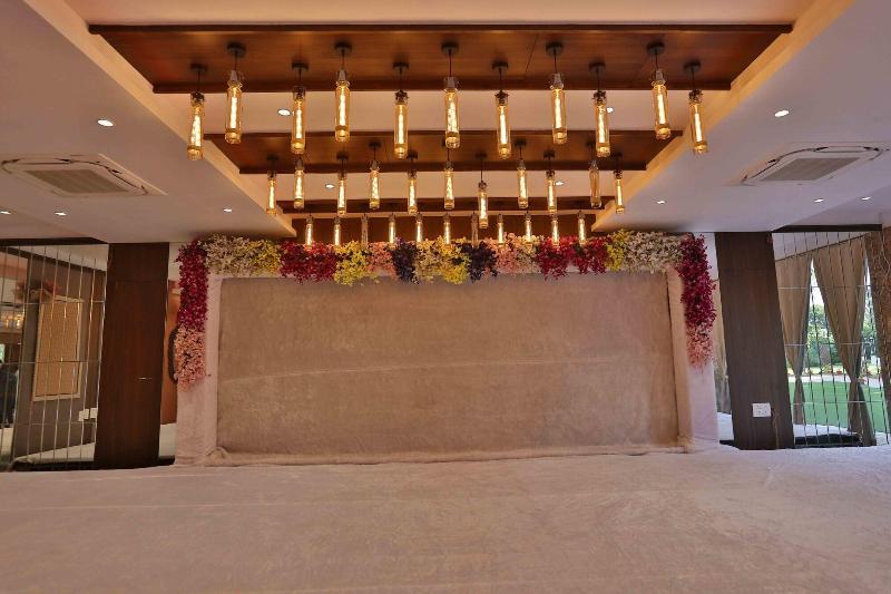 Hotel President Cottage Resort