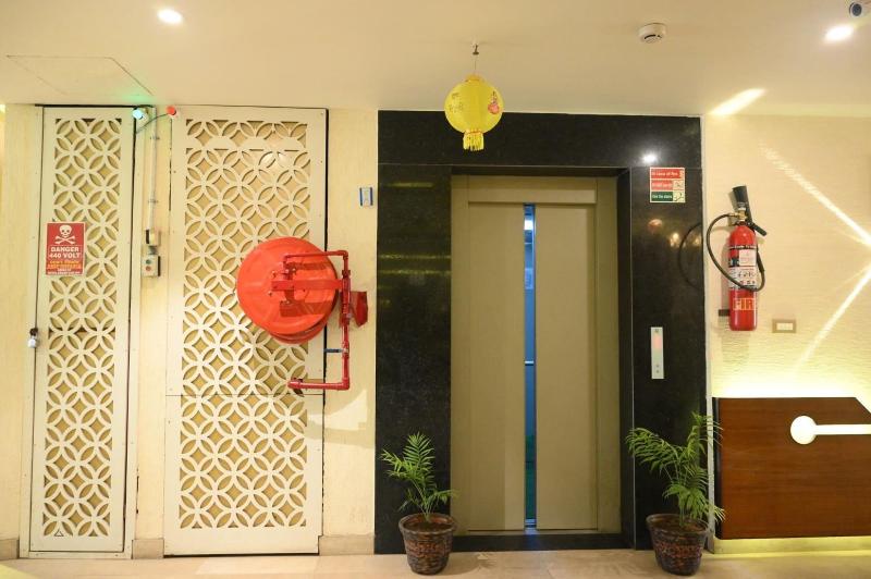 Hotel Grand Kailash — photo 21