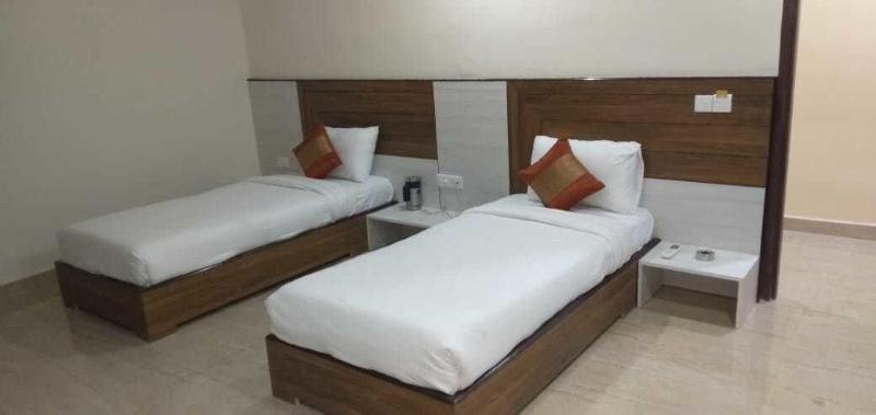 Hotel Grand Kailash — photo 8