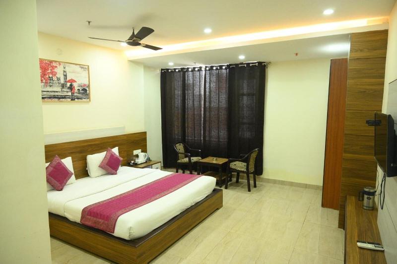 Hotel Grand Kailash — photo 12