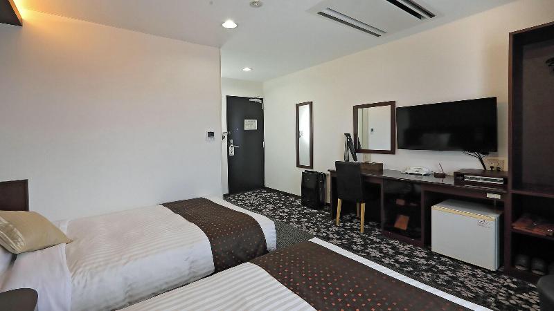 Hotel Annex Inn image