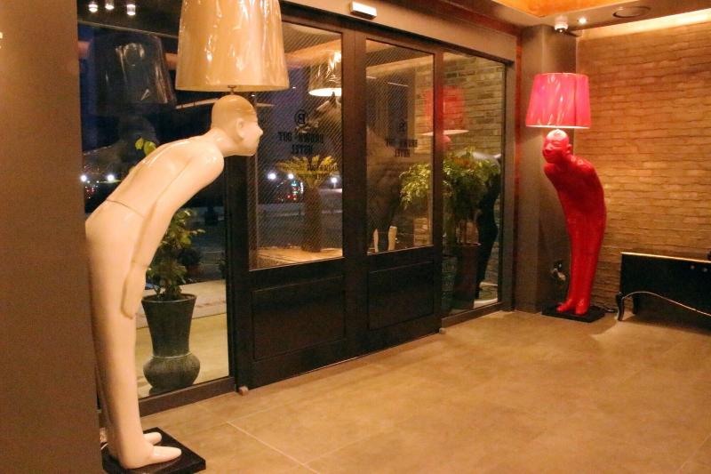 Brown Dot Hotel Jinhae image