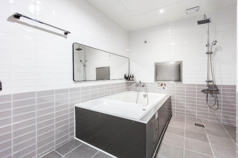 Brown Dot Hotel Jinhae image