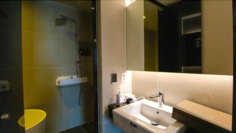 Louis Boutique Hotel image