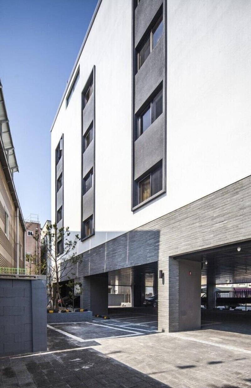 Hotel Crape image