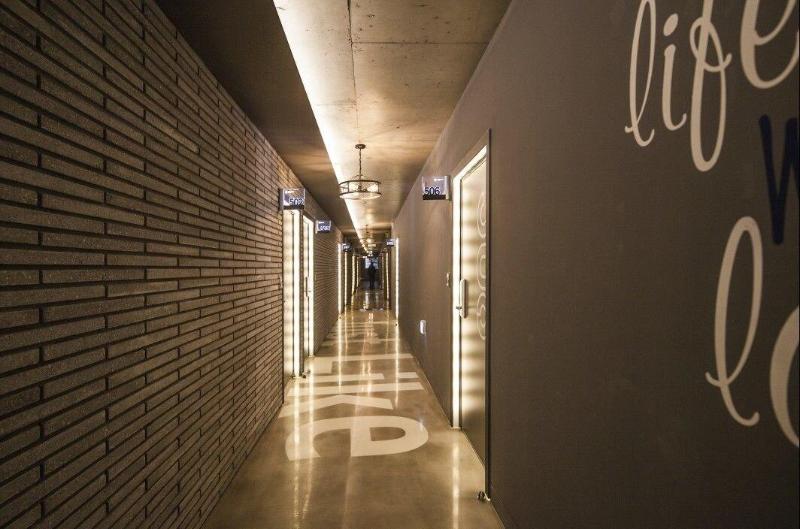 Hotel Crape image