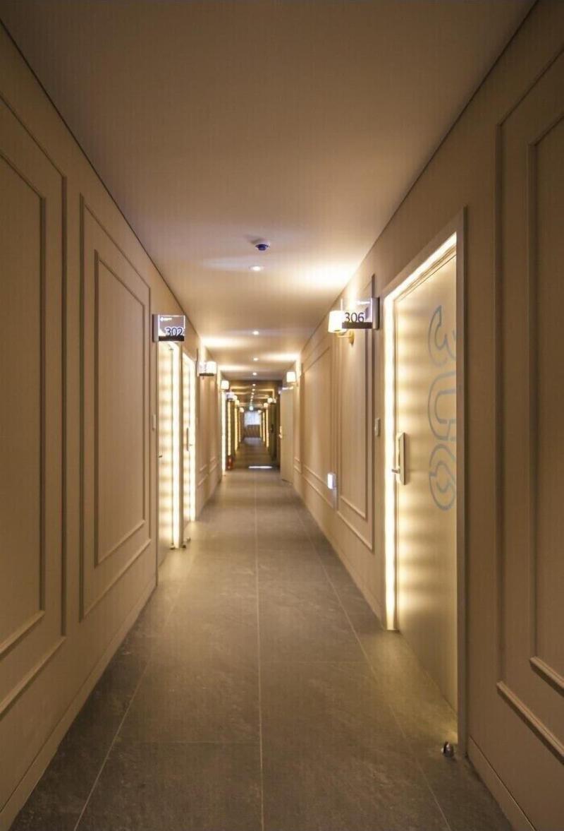 Hotel Crape image