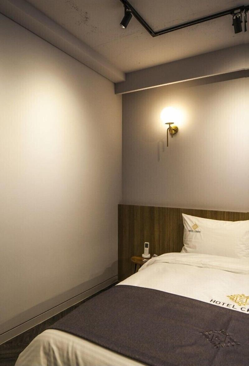 Hotel Crape image