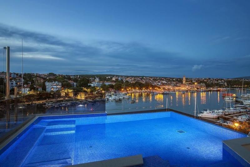 Hotel Maritim image