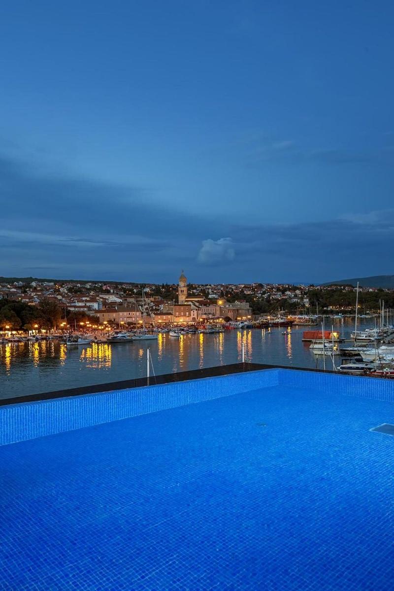 Hotel Maritim image