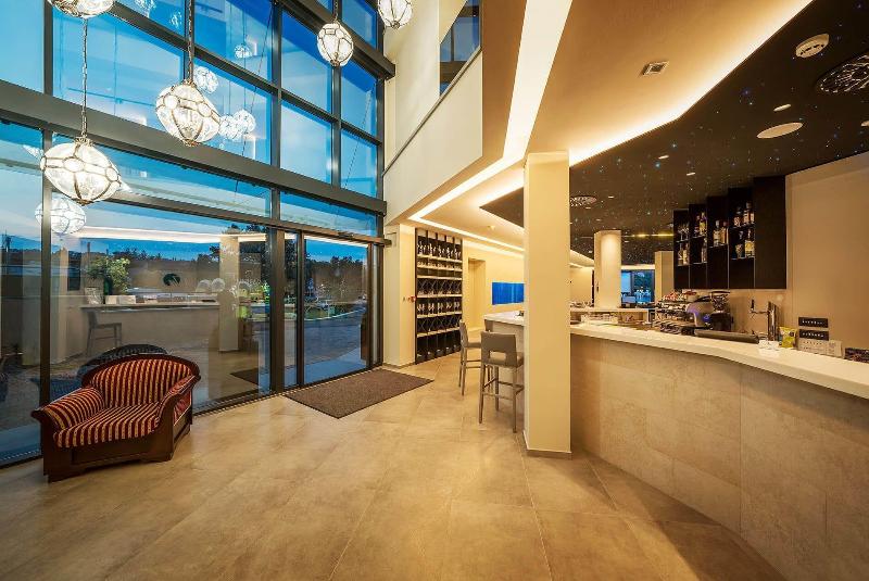 Hotel Maritim image
