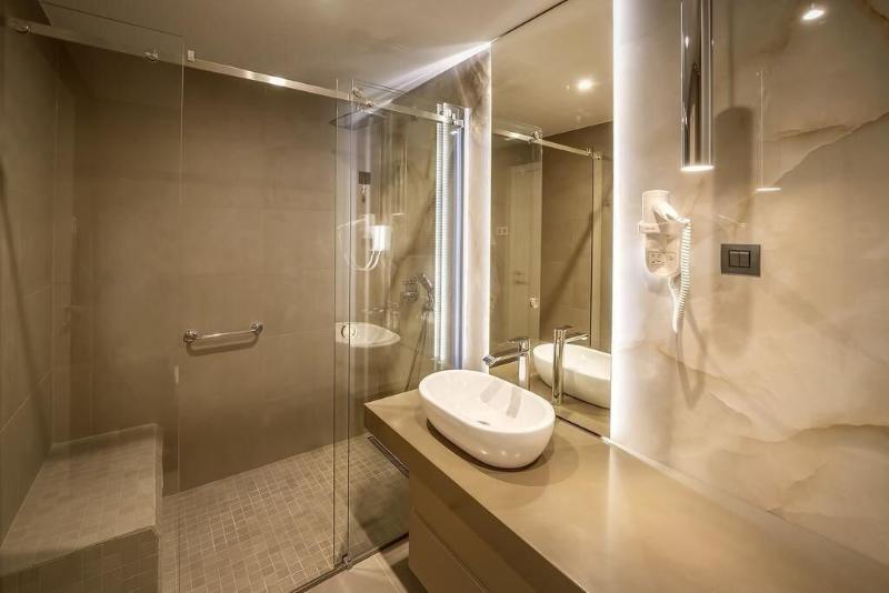 Hotel Maritim image