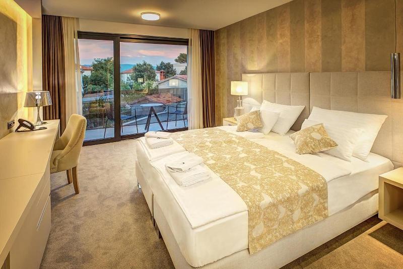 Hotel Maritim image
