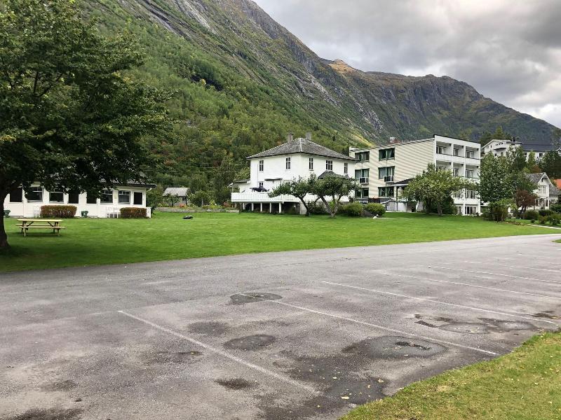 Hjelle Hotel image
