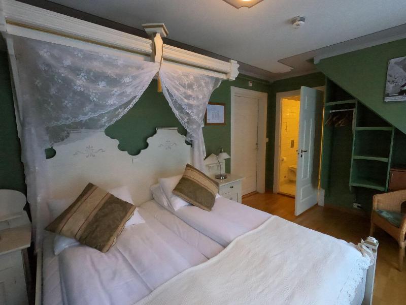 Hjelle Hotel image
