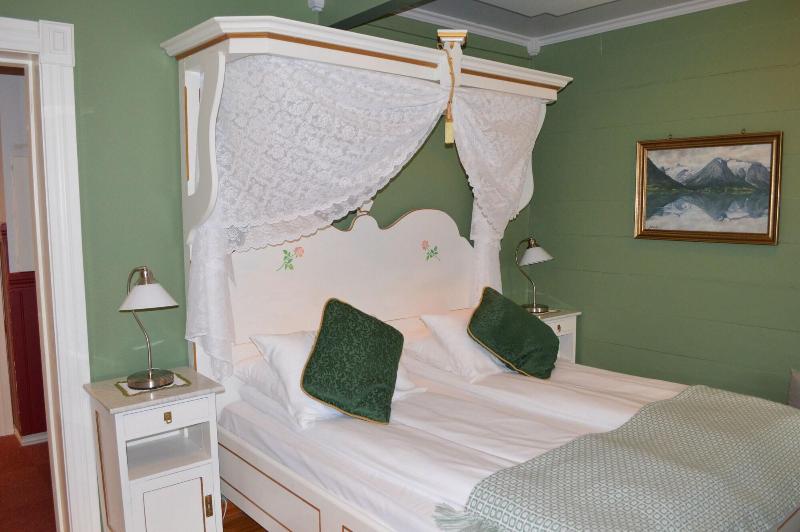 Hjelle Hotel image