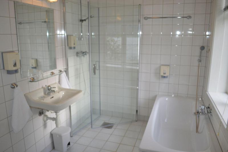 Hjelle Hotel image