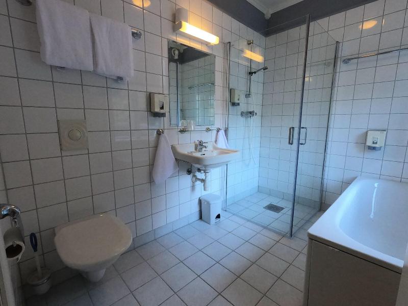 Hjelle Hotel image