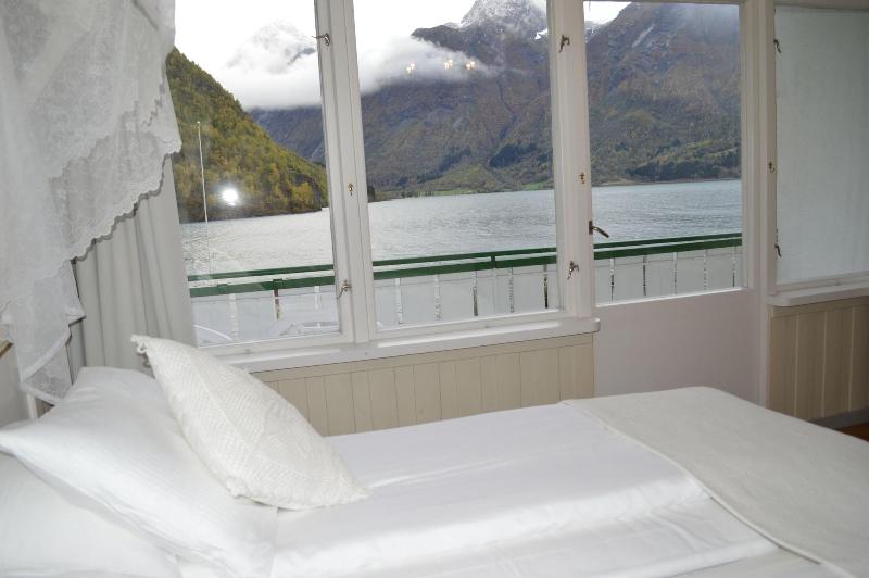 Hjelle Hotel image