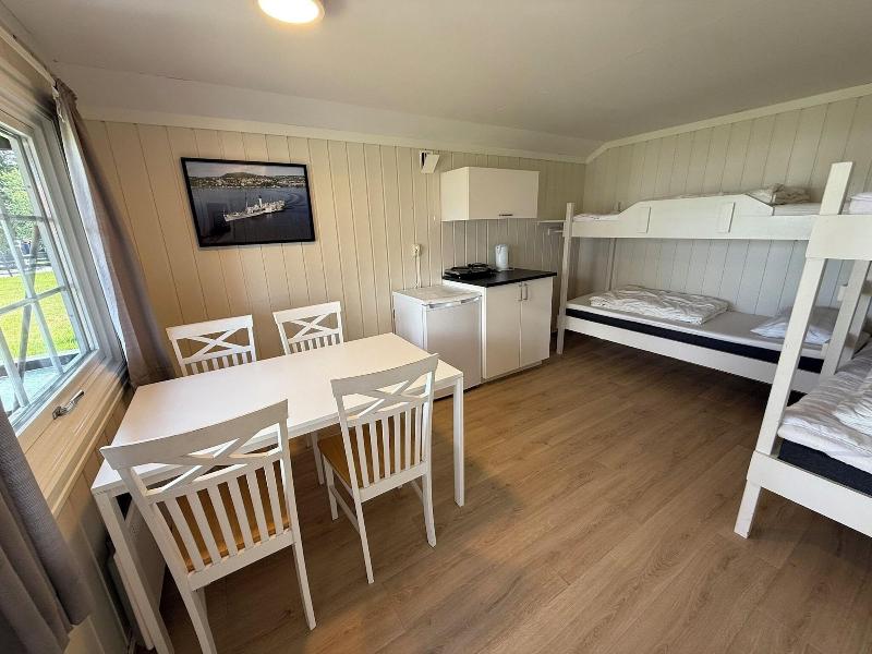 Sveastranda Camping image