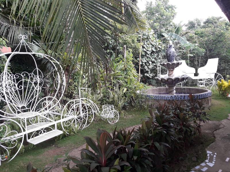 Relaxing Garden Resort image