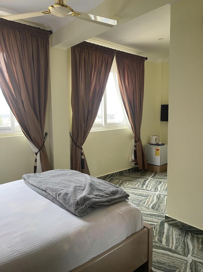 Exotic Palace Hotel image