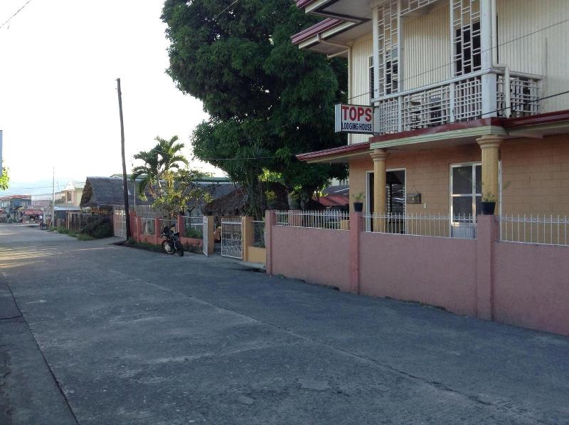 Tops Lodging House