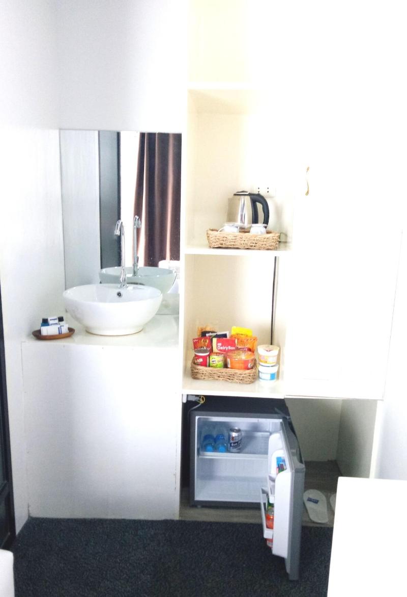 Grand Peninsula Suites image