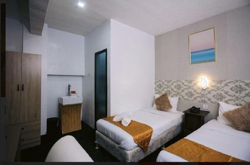 Grand Peninsula Suites image