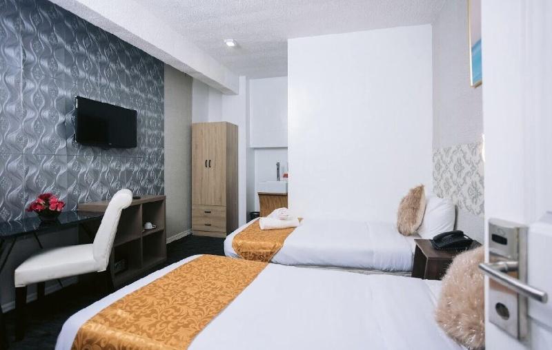 Grand Peninsula Suites image